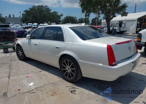 2011 Cadillac Dts Platinum Collection z USA, uszkodzony, nr VIN 1G6KP5ES6BU147532